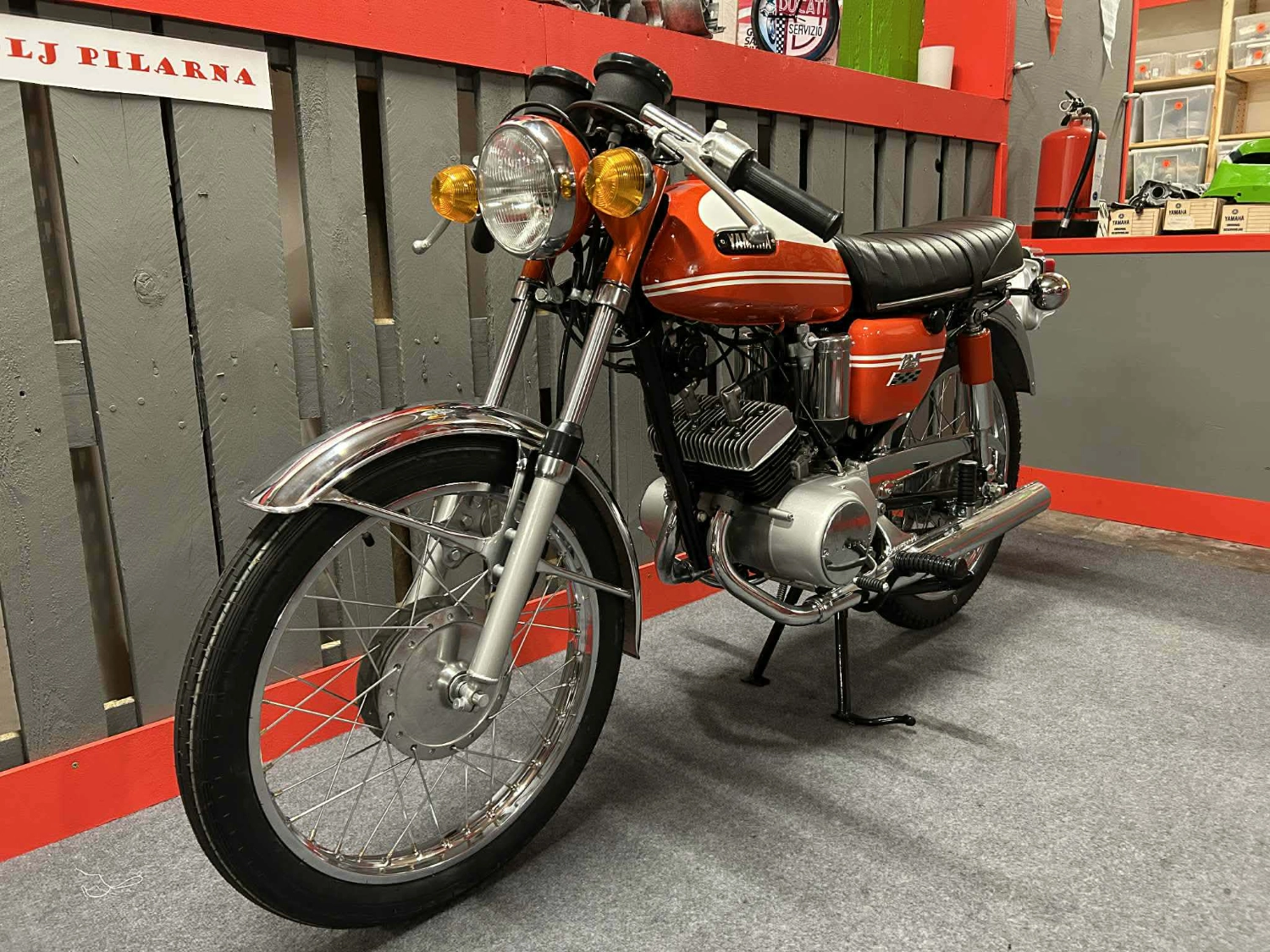 Yamaha AS2